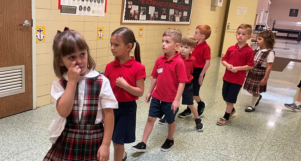 kinder walk in the hall
