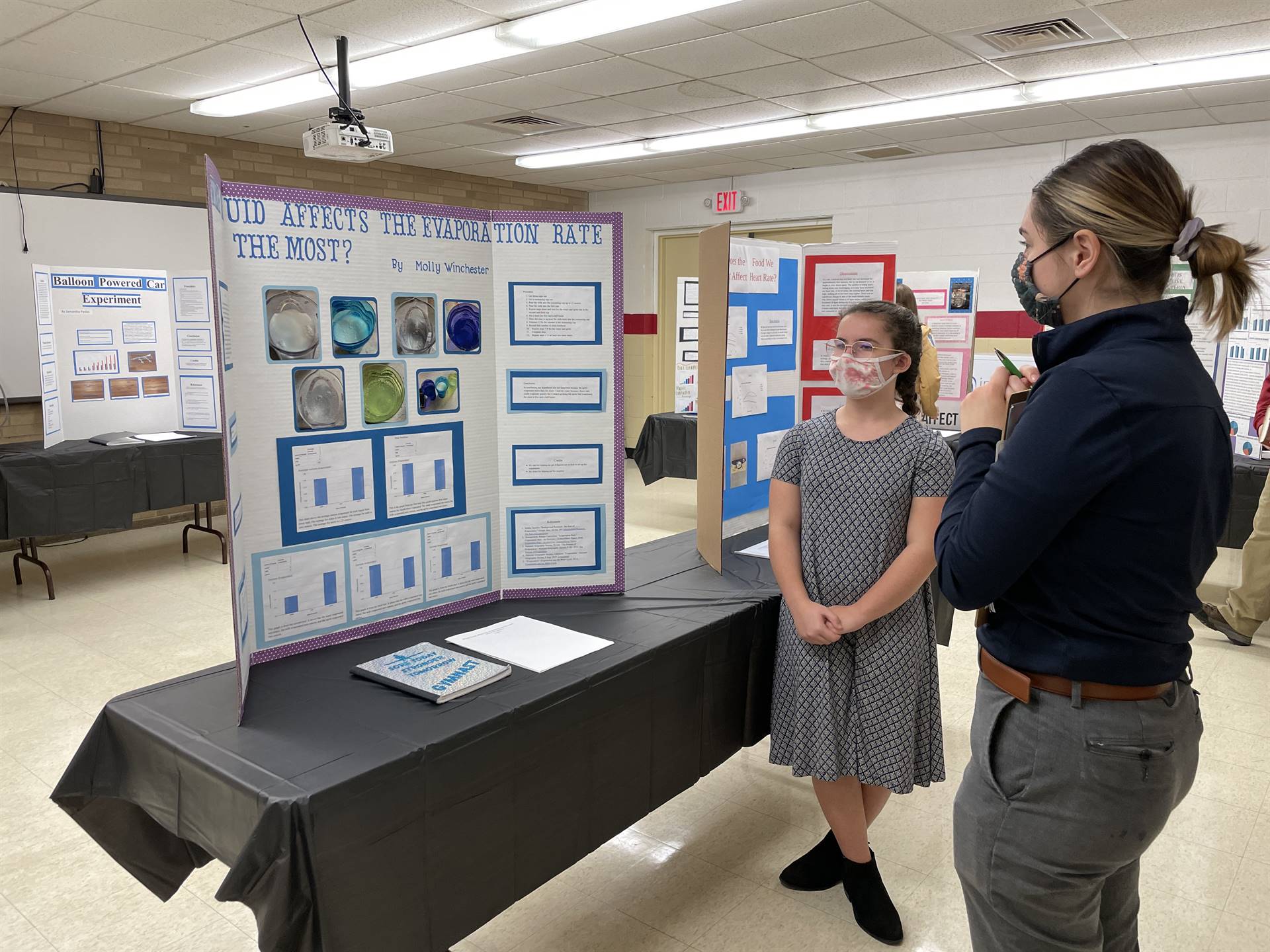 students display of science fair 